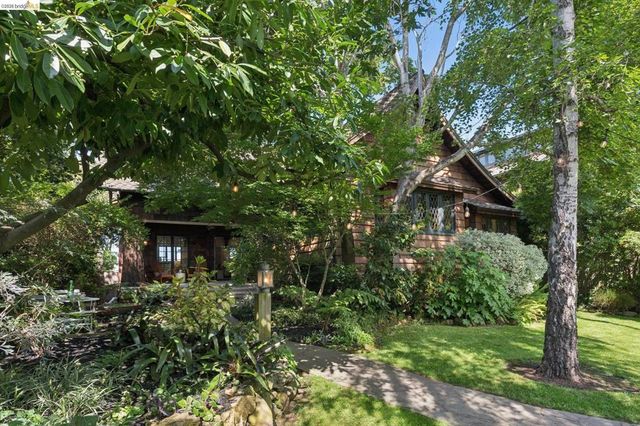 17 Eucalyptus Road, Berkeley, CA 94705