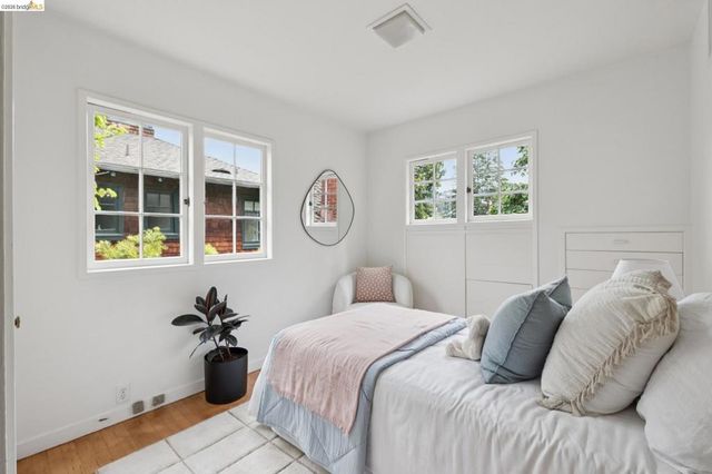 17 Eucalyptus Road, Berkeley, CA 94705