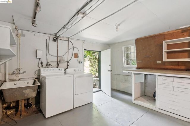 17 Eucalyptus Road, Berkeley, CA 94705