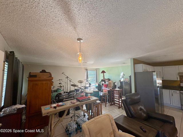 110 Lagoon Avenue, Melbourne, FL 32901