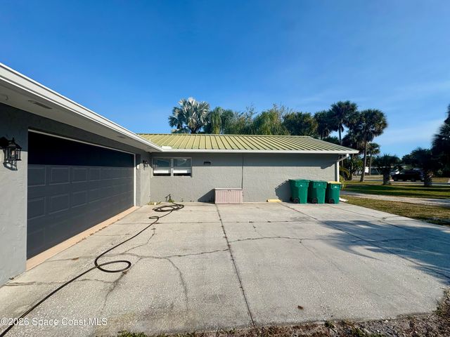 110 Lagoon Avenue, Melbourne, FL 32901