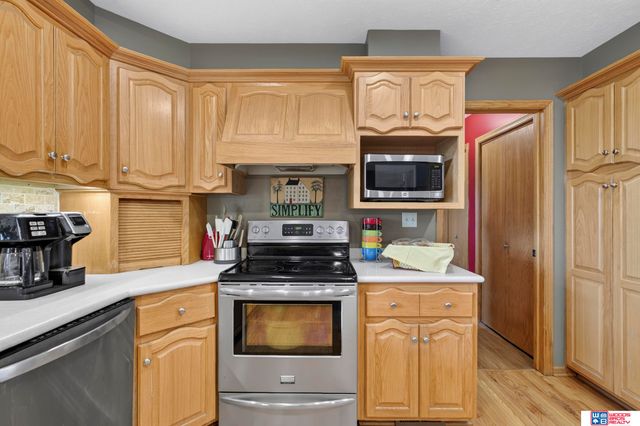 3500 W Van Dorn Street, Lincoln, NE 68522