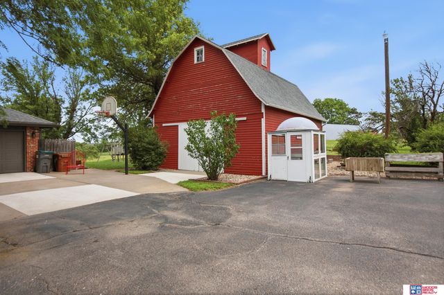 3500 W Van Dorn Street, Lincoln, NE 68522
