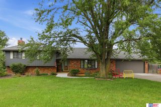 3500 W Van Dorn Street, Lincoln, NE 68522