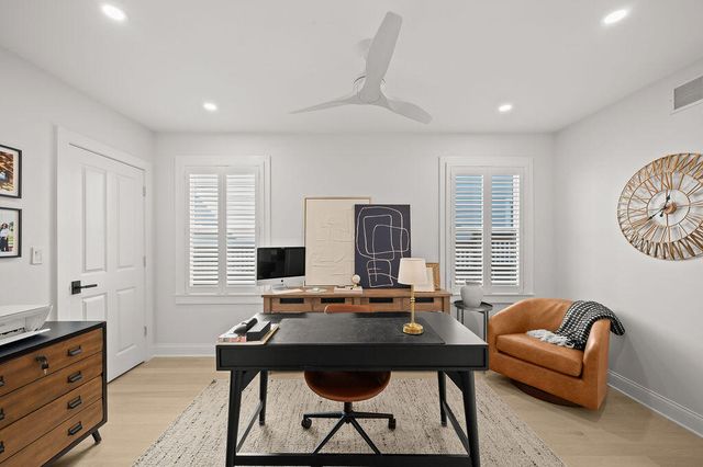 909 Lions Park Drive, Saint Joseph, MI 49085