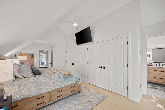 909 Lions Park Drive, Saint Joseph, MI 49085