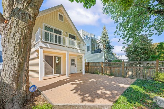 909 Lions Park Drive, Saint Joseph, MI 49085