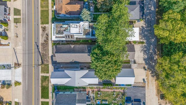 909 Lions Park Drive, Saint Joseph, MI 49085