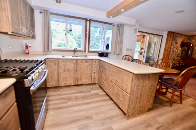 10905 Breezy Lawn Road, Spring Grove, IL 60081