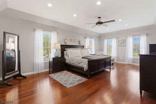 1 Samantha Ln, Washington Twp., NJ 07830