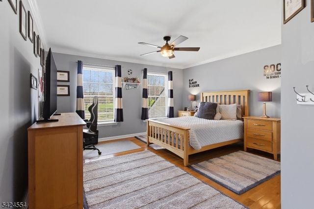 1 Samantha Ln, Washington Twp., NJ 07830