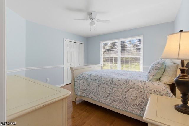 1 Samantha Ln, Washington Twp., NJ 07830