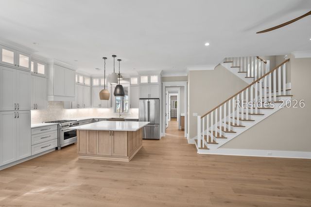 4 Harborview Cir, Beaufort, SC 29007