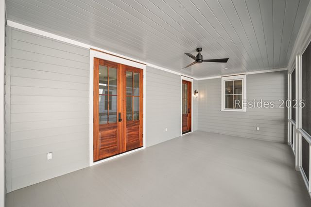 4 Harborview Cir, Beaufort, SC 29007