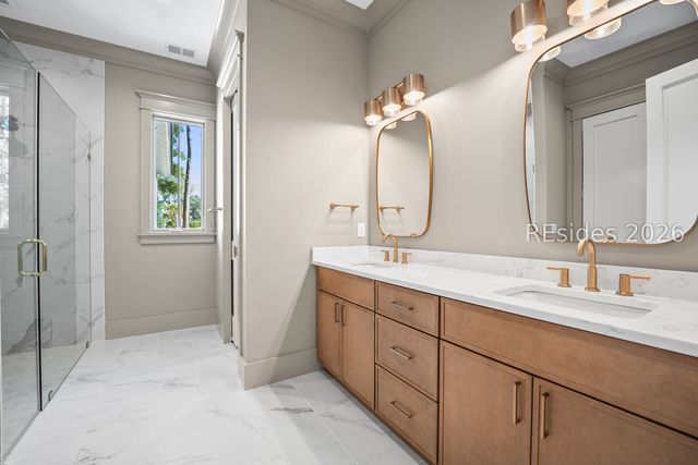 4 Harborview Cir, Beaufort, SC 29007