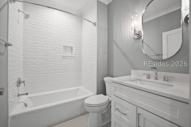 4 Harborview Cir, Beaufort, SC 29007