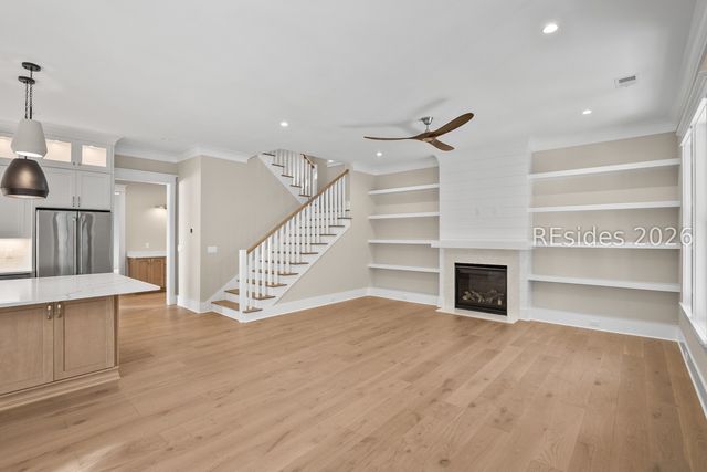 4 Harborview Cir, Beaufort, SC 29007