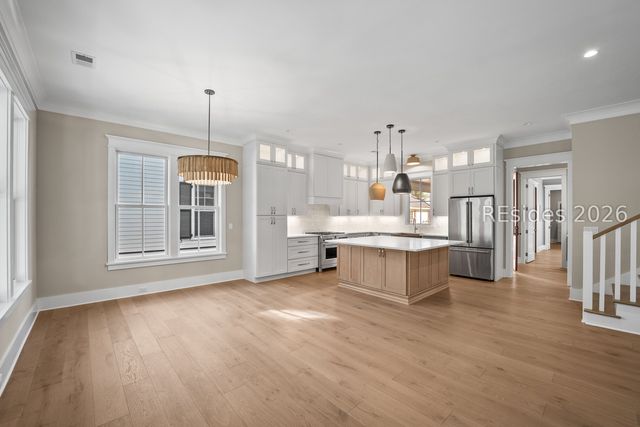 4 Harborview Cir, Beaufort, SC 29007