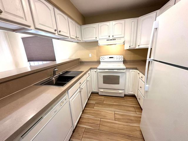 291 E Mel Avenue E 200, Palm Springs, CA 92262