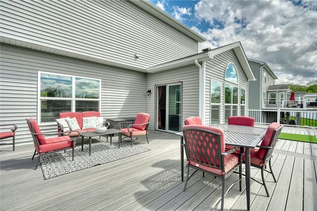 128 Southend Sq, Henrietta, NY 14586