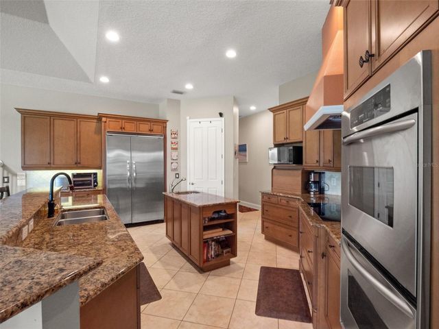 351 KENTUCKY BLUE CIRCLE, Apopka, FL 32712