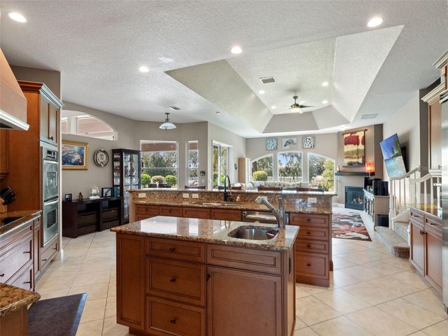 351 KENTUCKY BLUE CIRCLE, Apopka, FL 32712