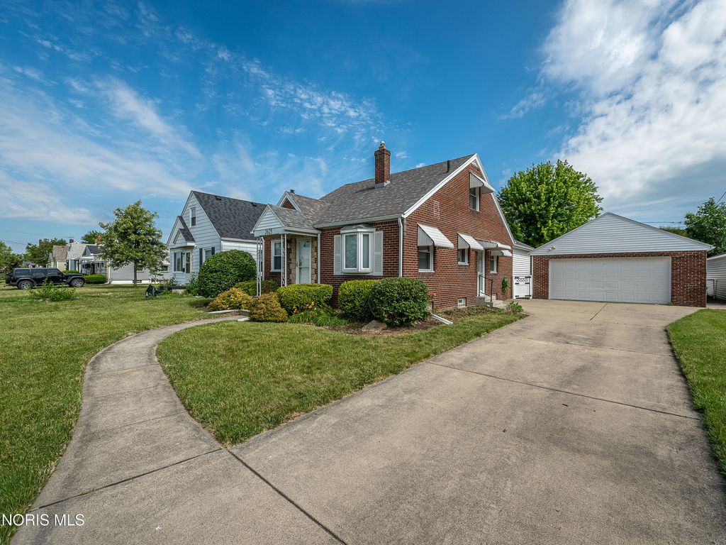 2625 102nd Street, Toledo, OH 43611
