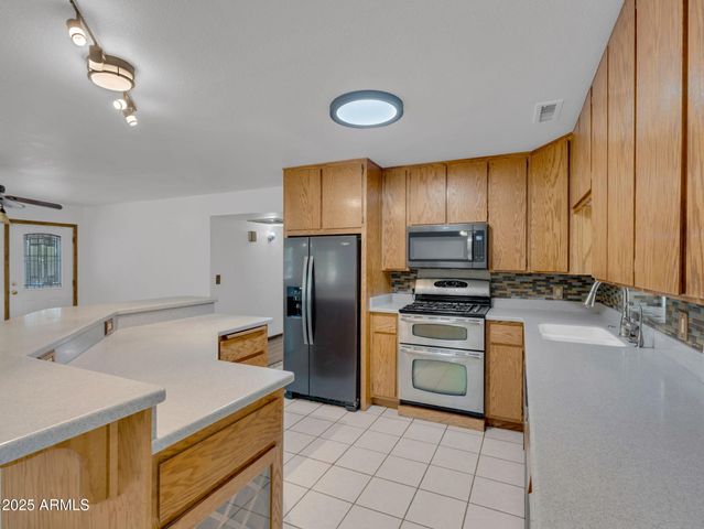 7917 SATURN Drive, Flagstaff, AZ 86004