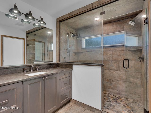 7917 SATURN Drive, Flagstaff, AZ 86004