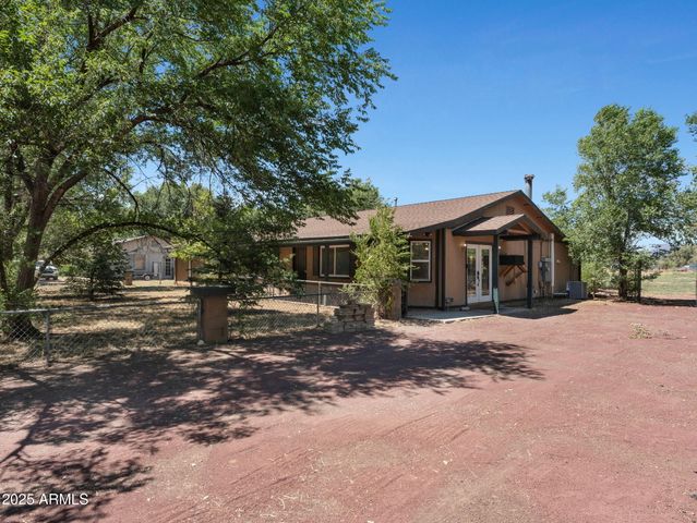 7917 SATURN Drive, Flagstaff, AZ 86004