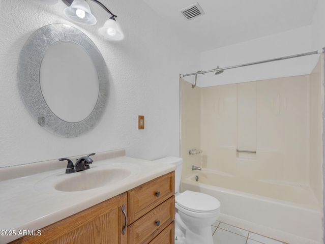 7917 SATURN Drive, Flagstaff, AZ 86004