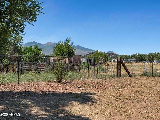 7917 SATURN Drive, Flagstaff, AZ 86004