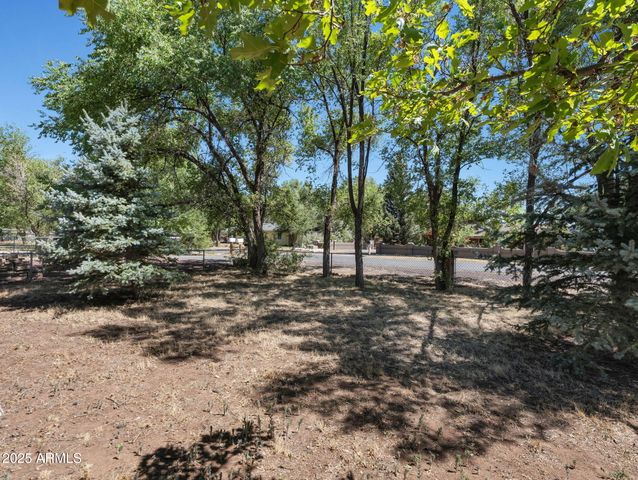 7917 SATURN Drive, Flagstaff, AZ 86004