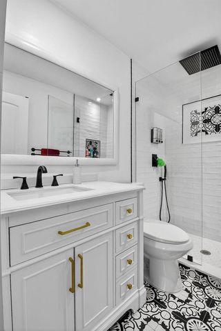 449 SW 4th Avenue, Boynton Beach, FL 33435