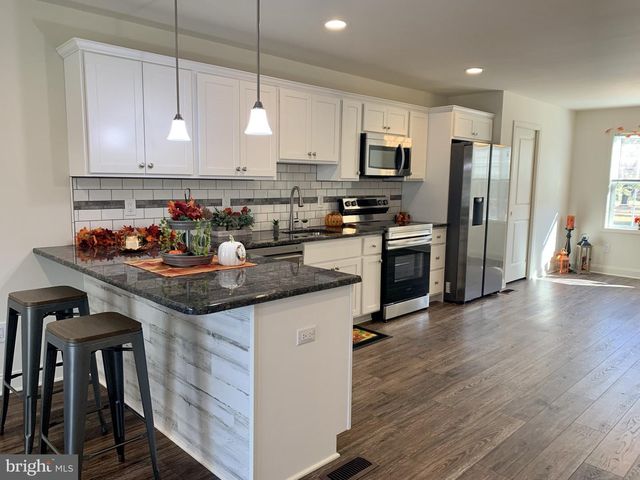 46-B W PITTSFIELD ST, Pennsville, NJ 08070