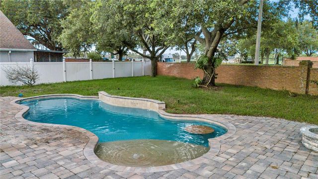 2031 WINTERMERE POINTE DRIVE, Winter Garden, FL 34787