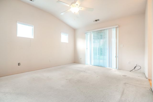 5449 W Ashland Court, Visalia, CA 93277