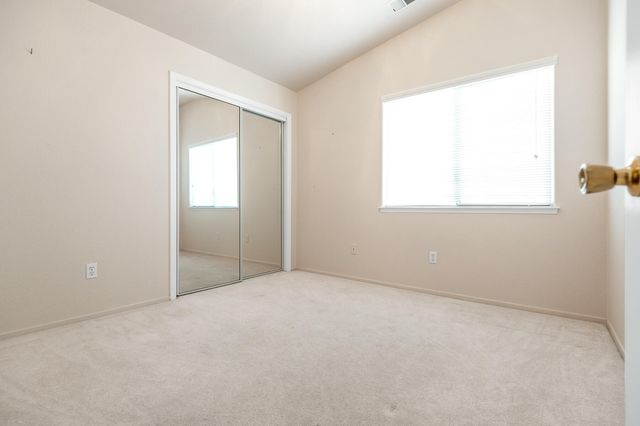 5449 W Ashland Court, Visalia, CA 93277