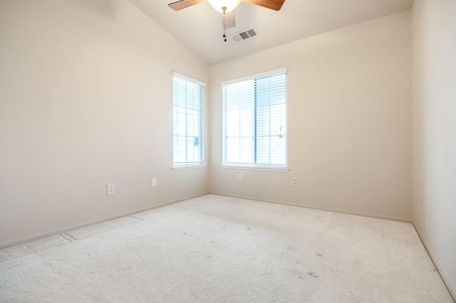 5449 W Ashland Court, Visalia, CA 93277