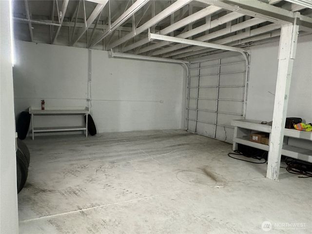 11022 Valley Avenue E, Puyallup, WA 98372