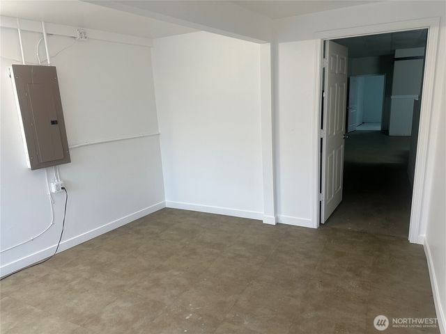 11022 Valley Avenue E, Puyallup, WA 98372