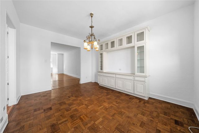 166 N Dithridge St 2A, Oakland, PA 15213