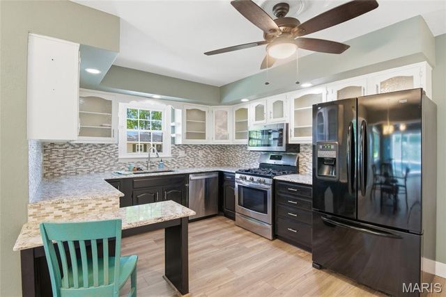 405 W Schaefer Street, Columbia, IL 62236