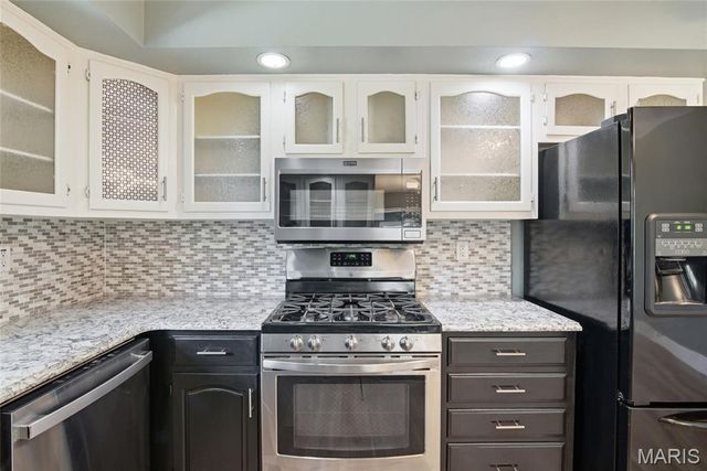 405 W Schaefer Street, Columbia, IL 62236