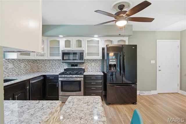 405 W Schaefer Street, Columbia, IL 62236