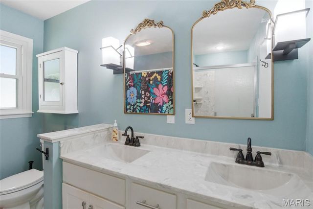 405 W Schaefer Street, Columbia, IL 62236