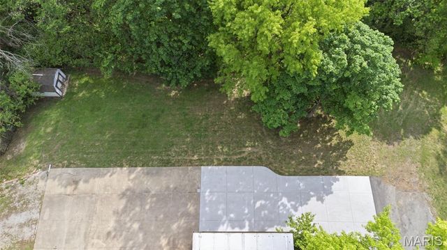 405 W Schaefer Street, Columbia, IL 62236