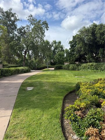 200 River Rock Court, Santee, CA 92071