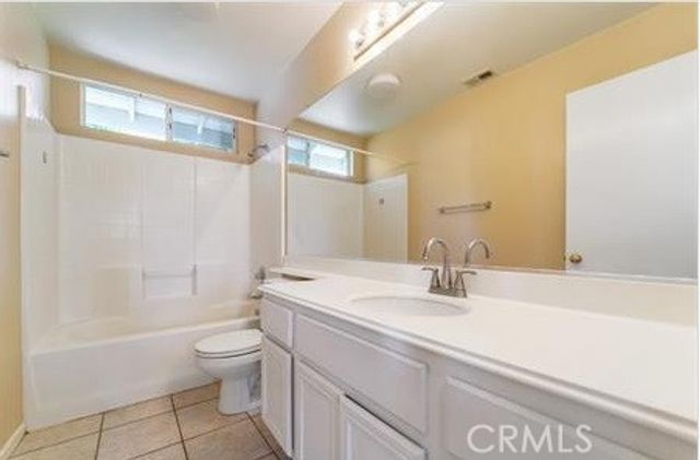 200 River Rock Court, Santee, CA 92071