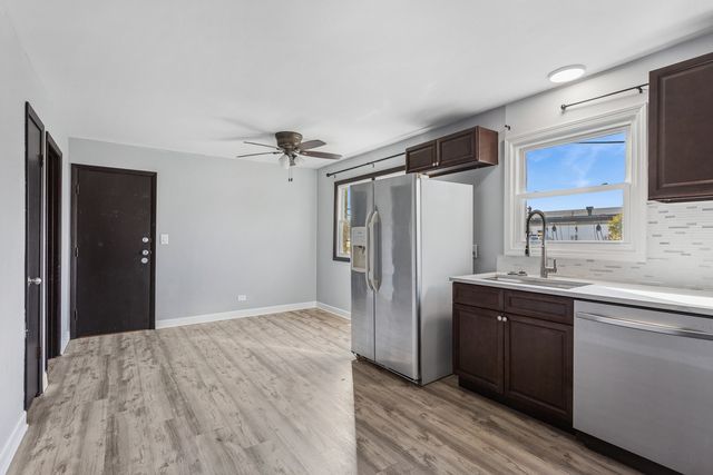 55 W ANN Street B, Lombard, IL 60148